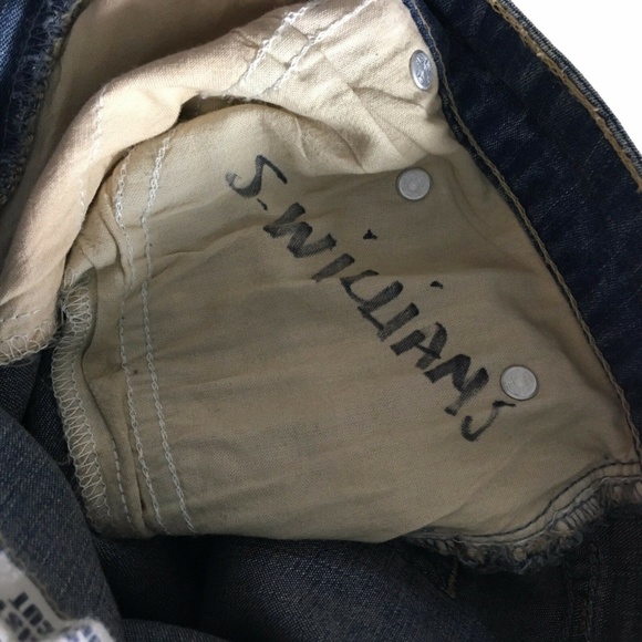 Levis Straus Women's Signature Jeans 10 Medium Stretch Denim Boot Cut At Waist - Picture 3 of 8